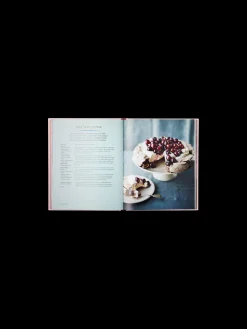 Deliciously Chocolatey Cakes & Bakes